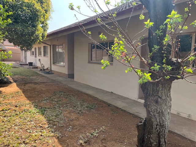 3 Bedroom Property for Sale in Riebeeckstad Free State